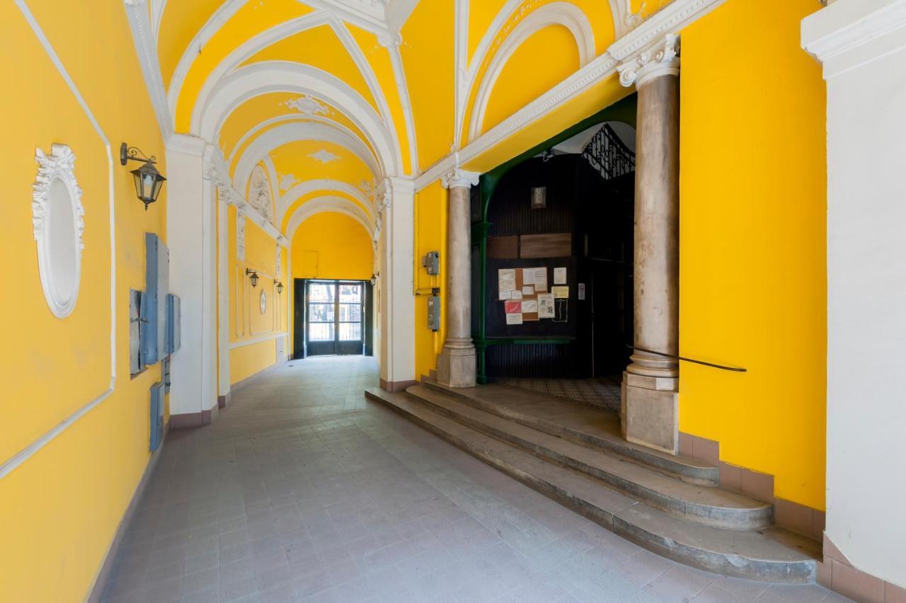 Central Seven Erzsebet Krt Budapest Extérieur photo